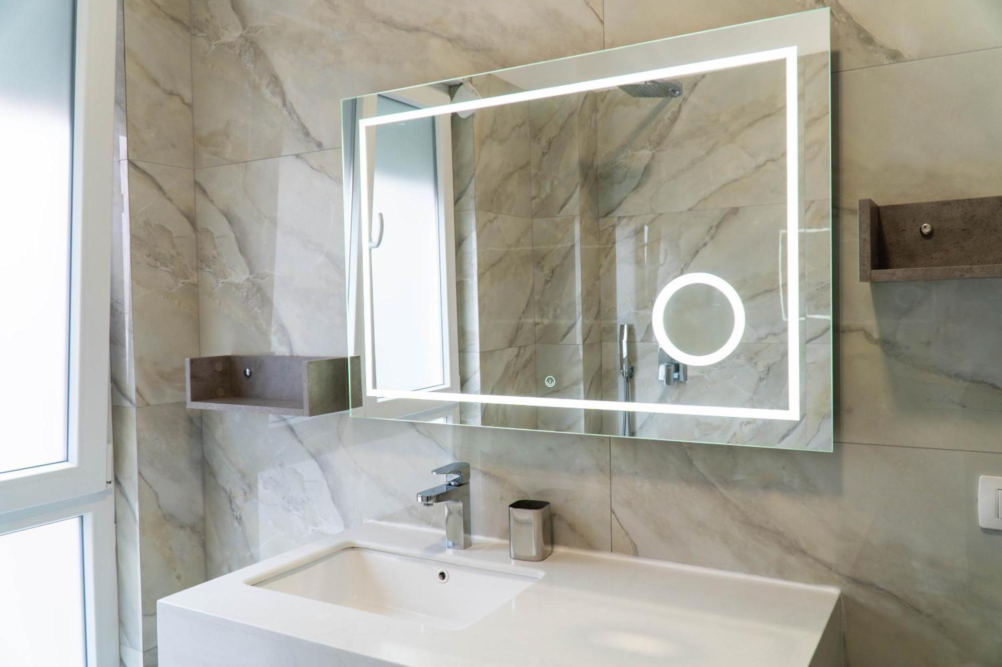 Signature 9 Apartment