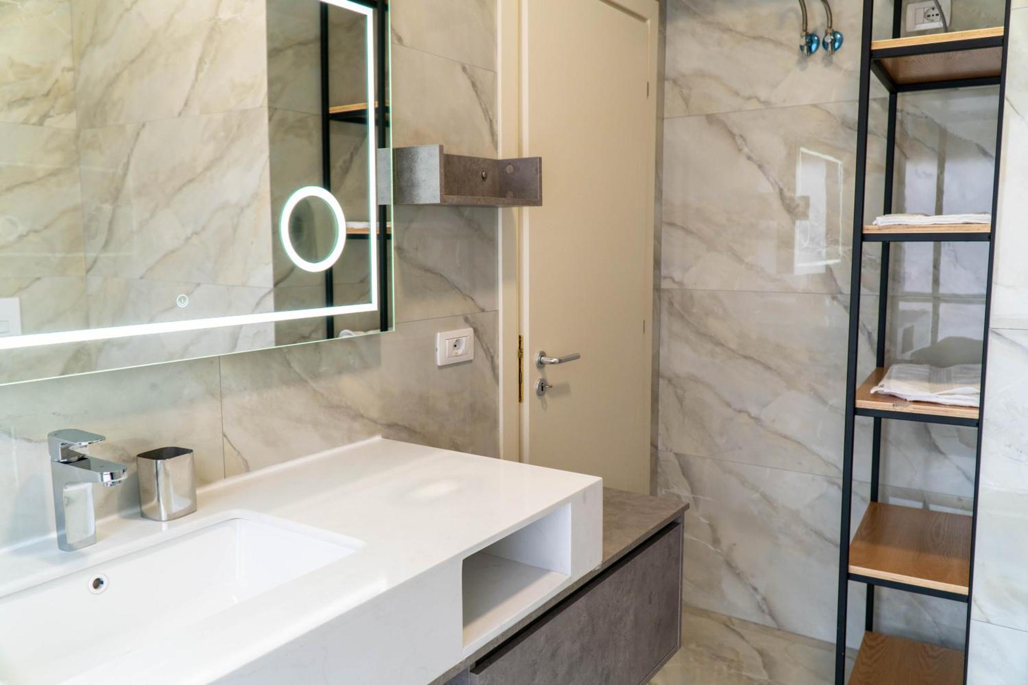 Apartment Signature 9 Tirana